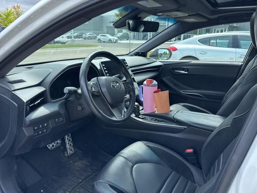 2019 Toyota Avalon Touring