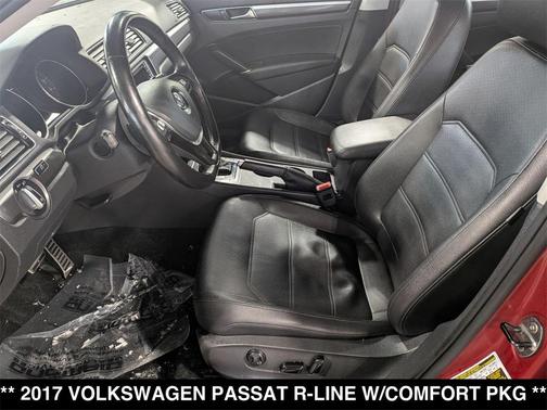 2017 Volkswagen Passat 1.8T R-Line w/Comfort