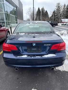 2011 BMW 335 335i
