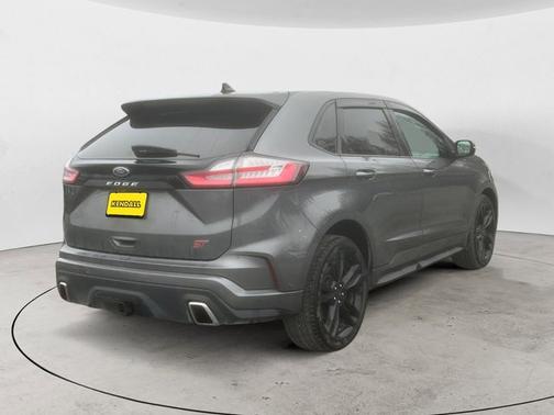 CARBONIZED GRAY 2021 Ford Edge ST