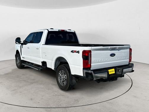 2024 Ford F-350 LARIAT SUPER DUTY