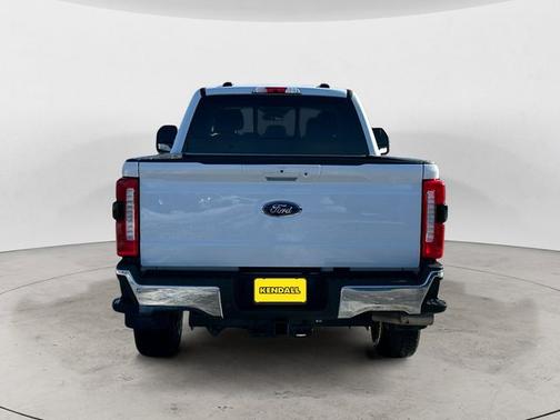 2024 Ford F-350 LARIAT SUPER DUTY