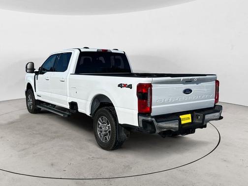 2024 Ford F-350 LARIAT SUPER DUTY