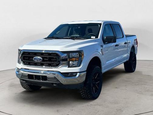 OXFORD WHITE 2023 Ford F-150 XLT