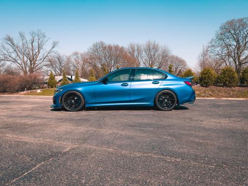 Photo 2 of 7 of 2021 BMW M340 M340i xDrive