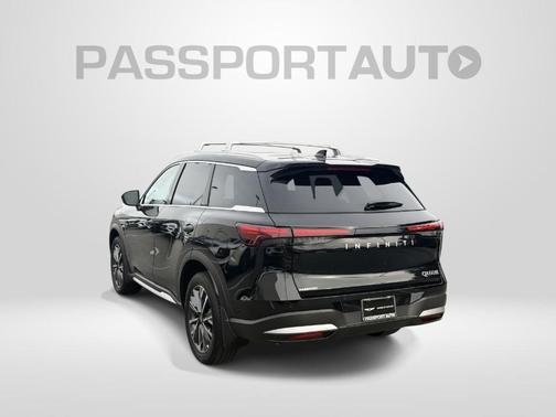Diamond Black 2026 INFINITI QX60 Luxe