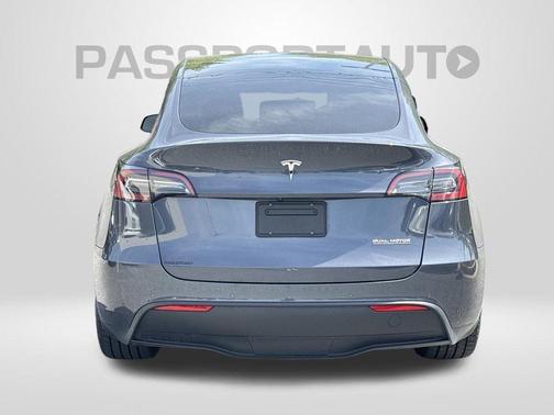 Black 2022 Tesla Model Y Performance