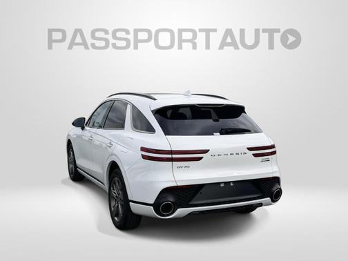 Uyuni White 2025 Genesis GV70 3.5T Sport