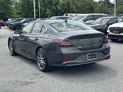 Himalayan Gray 2022 Genesis G70 2.0T
