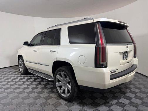 2015 Cadillac Escalade Luxury