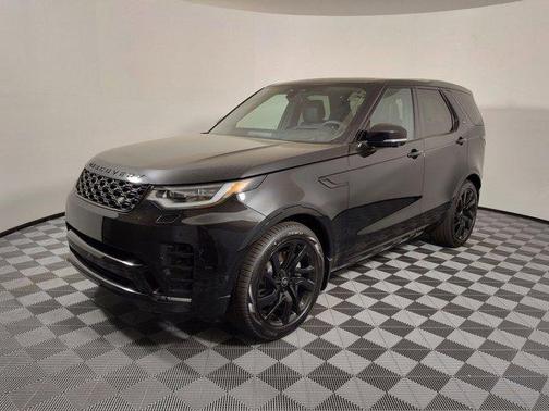 2025 Land Rover Discovery P300 Dynamic SE
