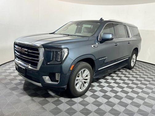 2021 GMC Yukon XL SLT
