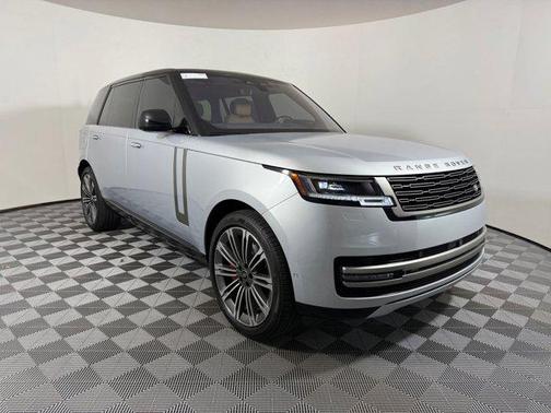 2023 Land Rover Range Rover P530 SE