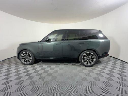 2023 Land Rover Range Rover P400 SE