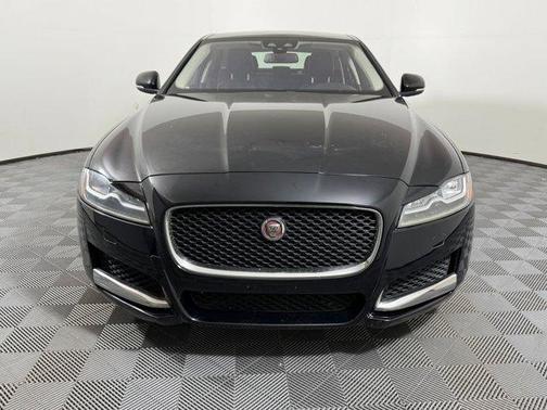 Black 2017 Jaguar XF 35t Premium