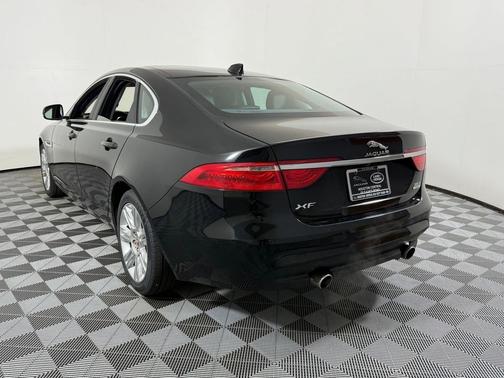 Black 2017 Jaguar XF 35t Premium