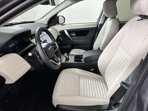 2025 Land Rover Discovery Sport S