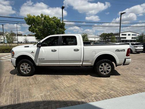 Bright White Clearcoat 2019 RAM 2500 Limited Crew Cab 4x4 6'4' Box