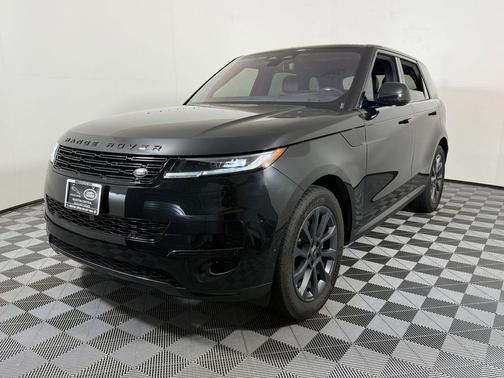 Santorini Black Metallic 2023 Land Rover Range Rover Sport SE
