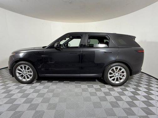 Santorini Black Metallic 2025 Land Rover Range Rover Sport SE