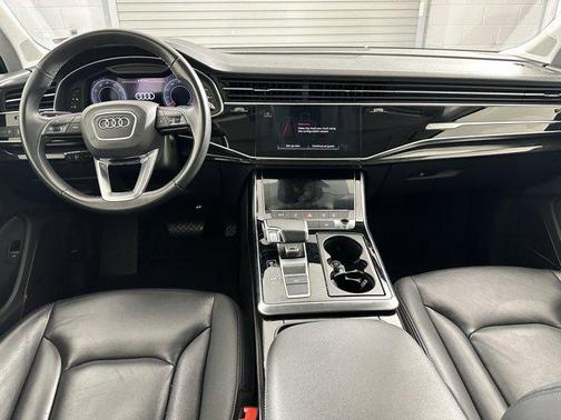 2023 Audi Q7 55 Premium Plus