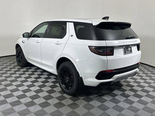 Fuji White 2025 Land Rover Discovery Sport S