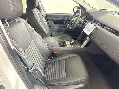 2024 Land Rover Discovery Sport Core S