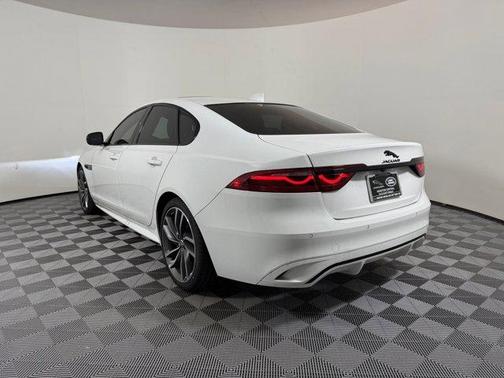 2024 Jaguar XF R-Dynamic SE P250 AWD Automatic