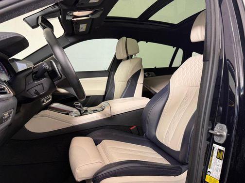 2022 BMW X6 xDrive40i