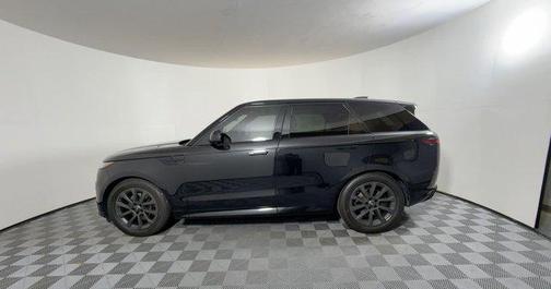 2023 Land Rover Range Rover Sport SE