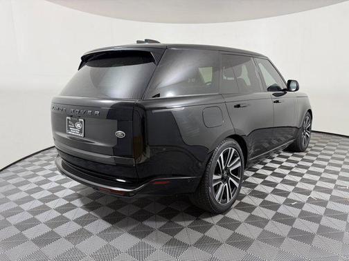 2023 Land Rover Range Rover P400 SE