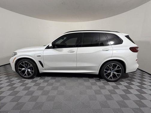 2022 BMW X5 PHEV xDrive45e