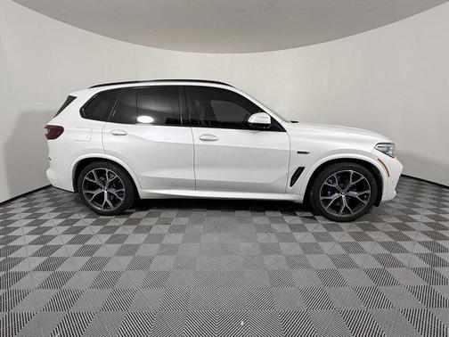 2022 BMW X5 PHEV xDrive45e