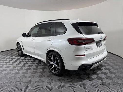 2022 BMW X5 PHEV xDrive45e