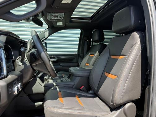 Onyx Black 2024 GMC Sierra 3500 AT4