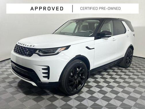Fuji White 2025 Land Rover Discovery P300 Dynamic SE
