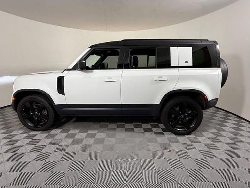 Fuji White 2023 Land Rover Defender 110 S