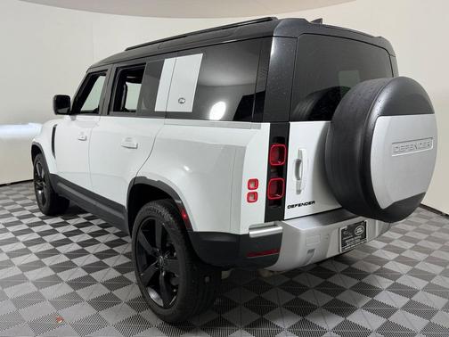 Fuji White 2023 Land Rover Defender 110 S
