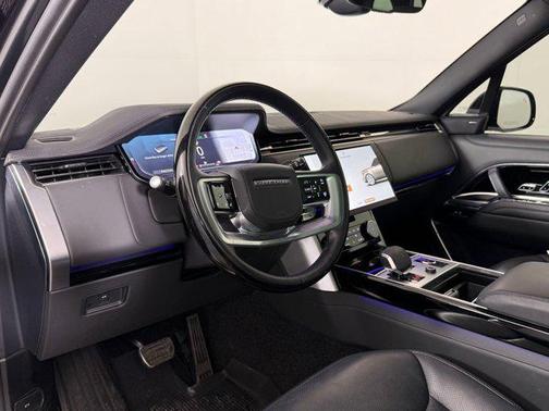 2023 Land Rover Range Rover P530 SE