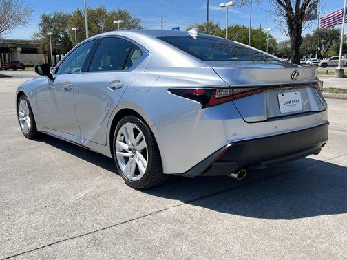 Iridium 2024 Lexus IS 300 Base