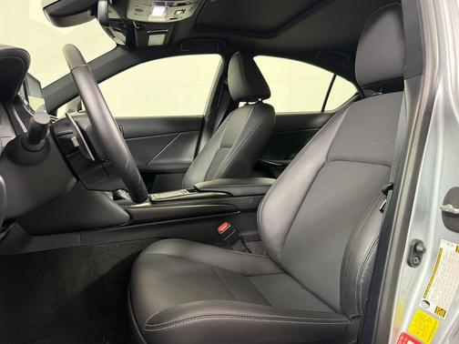 Iridium 2024 Lexus IS 300 Base