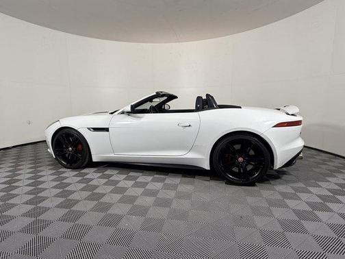 2015 Jaguar F-TYPE V8 S