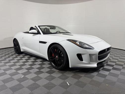 2015 Jaguar F-TYPE V8 S