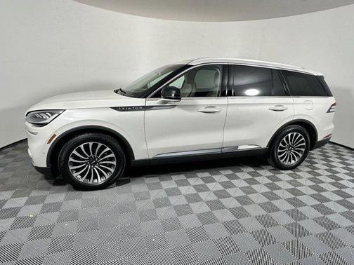 2022 Lincoln Aviator Reserve