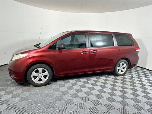2014 Toyota Sienna L