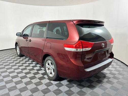 2014 Toyota Sienna L