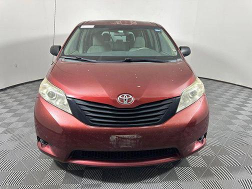 2014 Toyota Sienna L