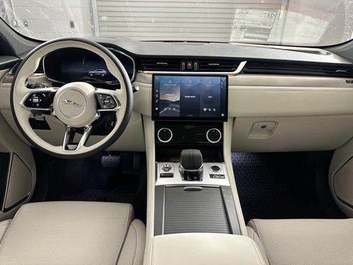 2026 Jaguar F-PACE R-Dynamic S P250 AWD Automatic