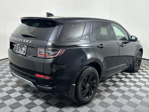 2025 Land Rover Discovery Sport S