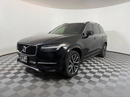 2018 Volvo XC90 T6 Momentum